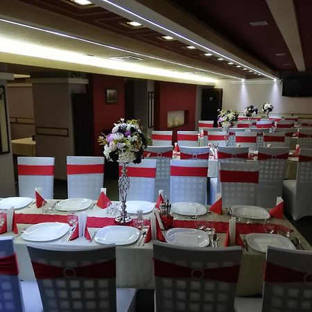 Pension Arena Kluż-Napoka Zewnętrze zdjęcie