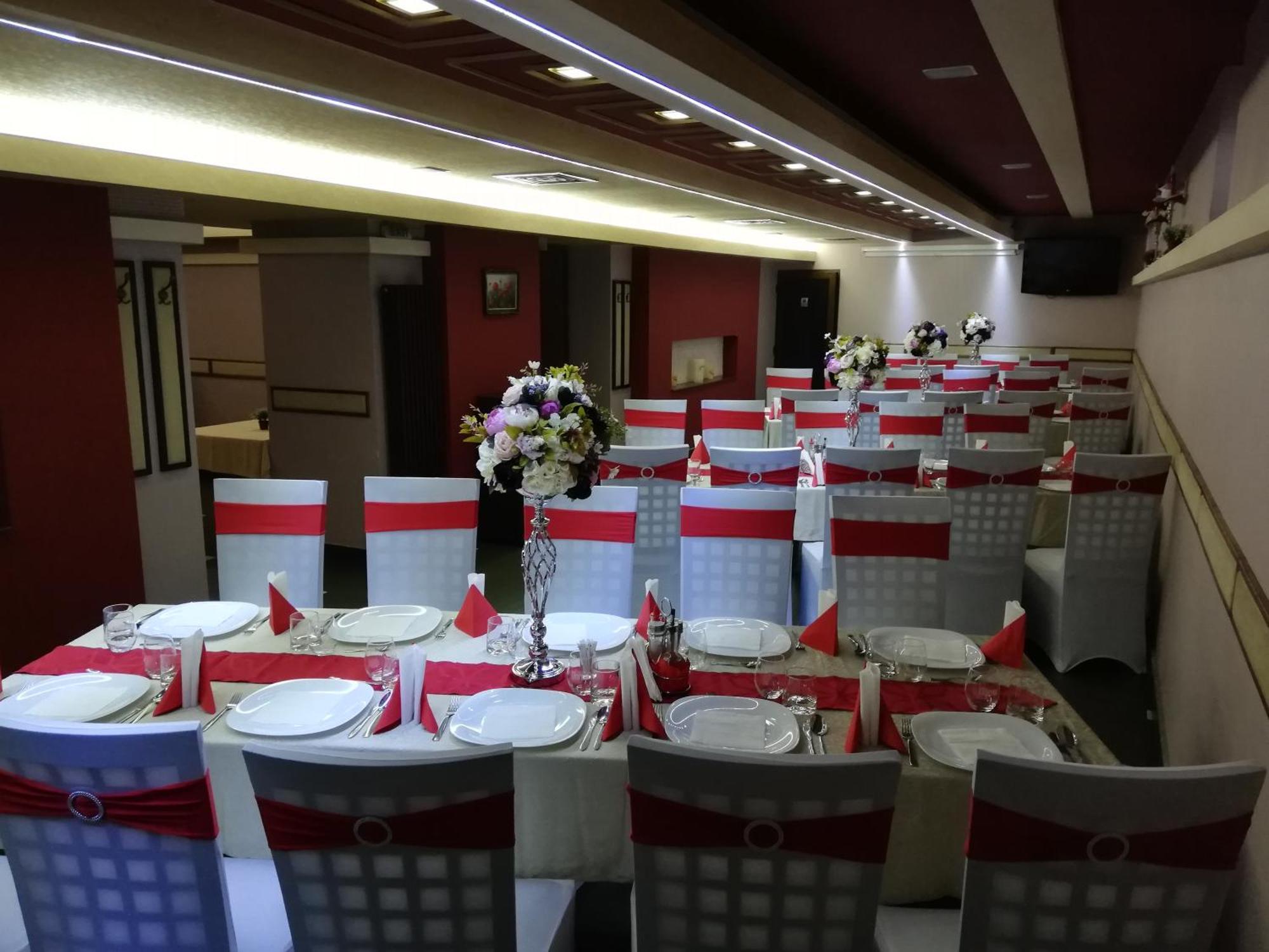 Pension Arena Kluż-Napoka Zewnętrze zdjęcie