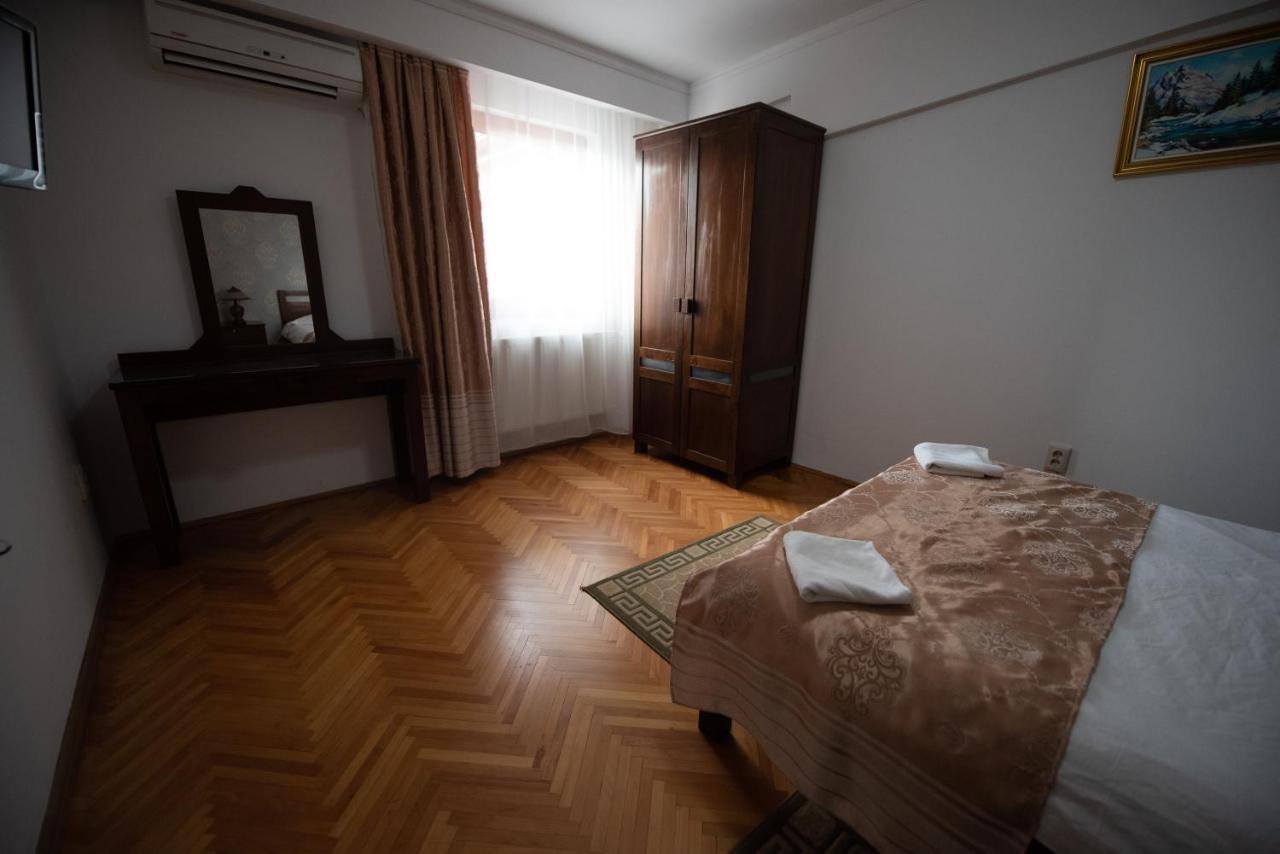 Pension Arena Kluż-Napoka Zewnętrze zdjęcie